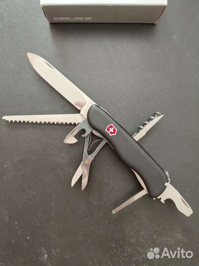 Victorinox Outrider black нож складной швейцарский