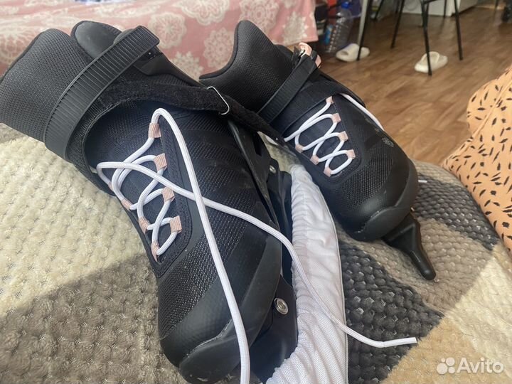 Продаю коньки Ледовые коньки Bladerunner