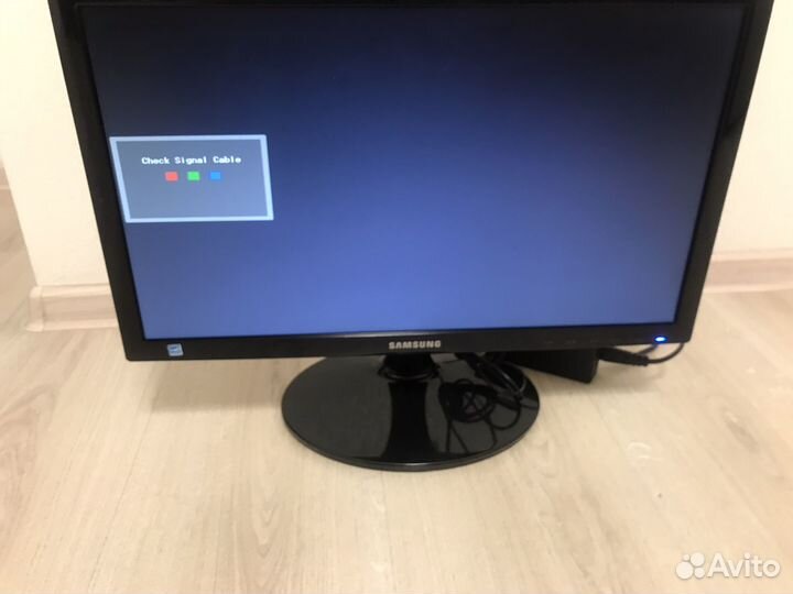 Монитор Samsung S19B15ON