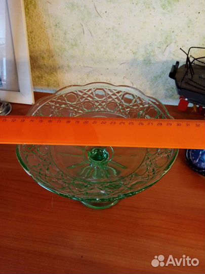 Маленькая старинная Ваза для фруктов на ножке