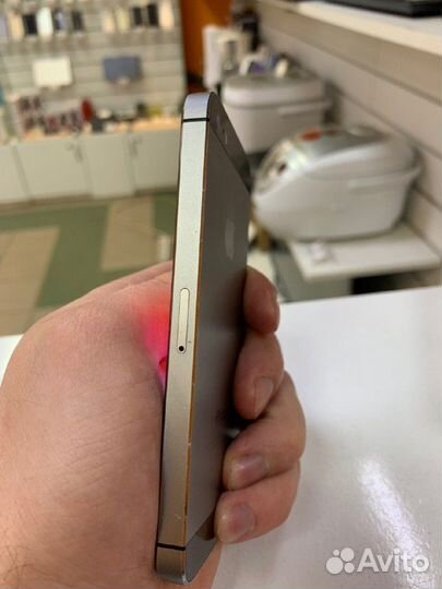 iPhone 5S, 16 ГБ