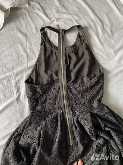 Платье с открытой спиной мини