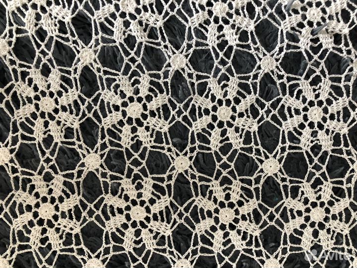 Скатерть на стол ручная работа