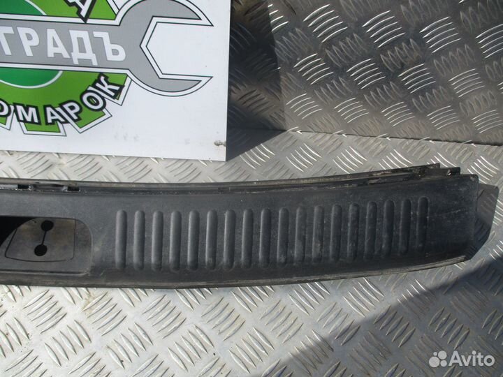 Обшивка задней панели багажника Kia Ceed 1 рест