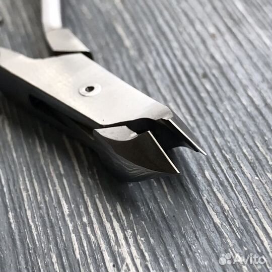 Заточка инструмента, ремонт маникюрных аппаратов