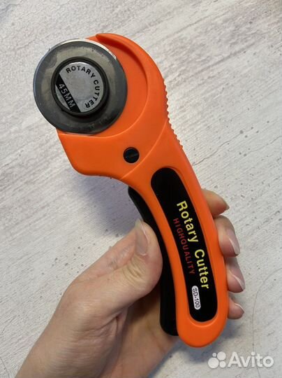 Нож раскройный дисковый для резки кожи ткани