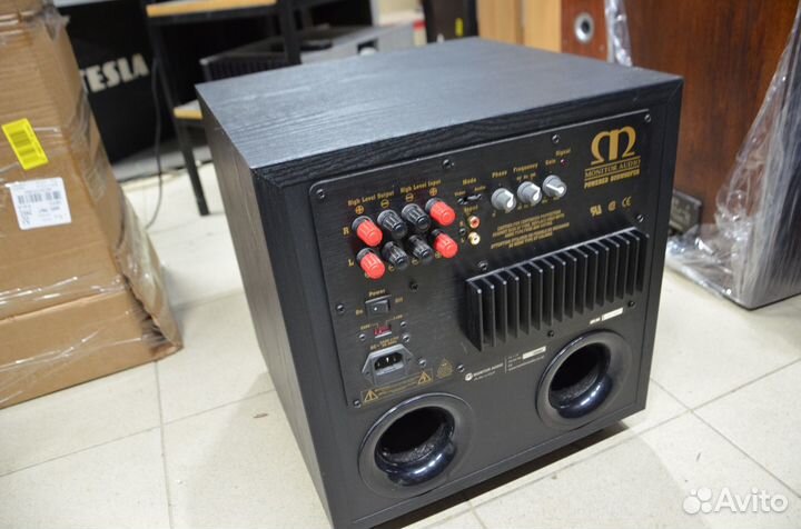 Сабвуфер активный Monitor Audio FB110 England