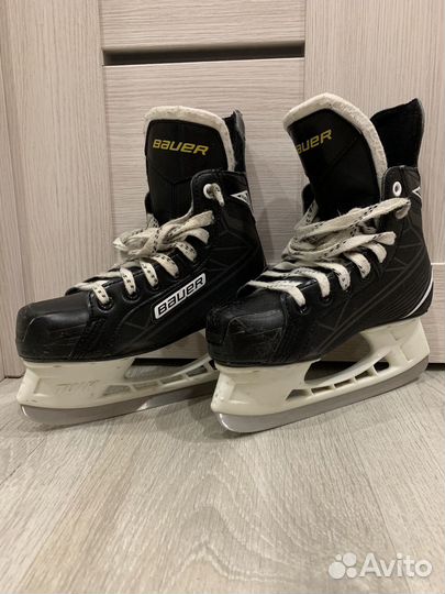 Хоккейные коньки bauer