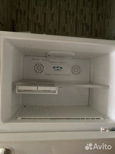 Холодильник