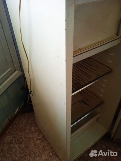 Холодильник саратов бу