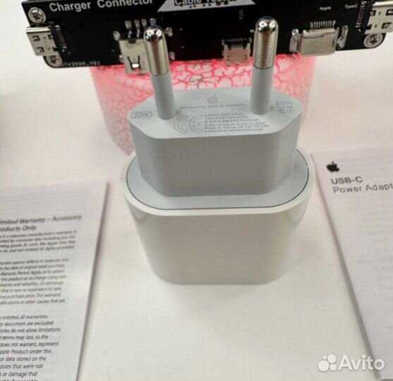 Блок 20 w зарядный apple на iPhone