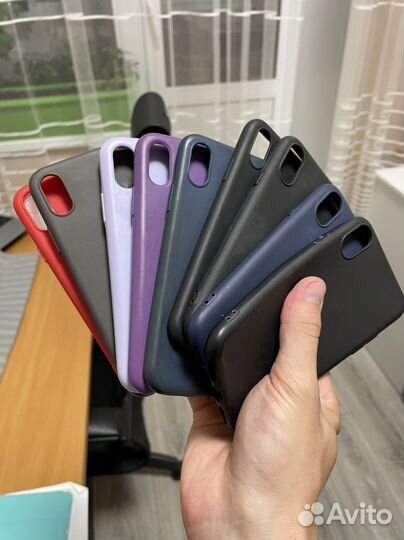 Чехлы на iPhone X/XS