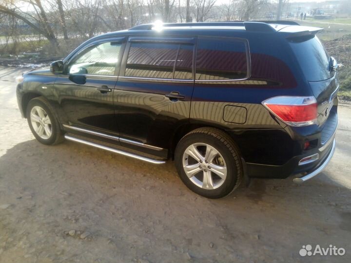 Пороги с листом 53 мм Toyota Highlander 2010