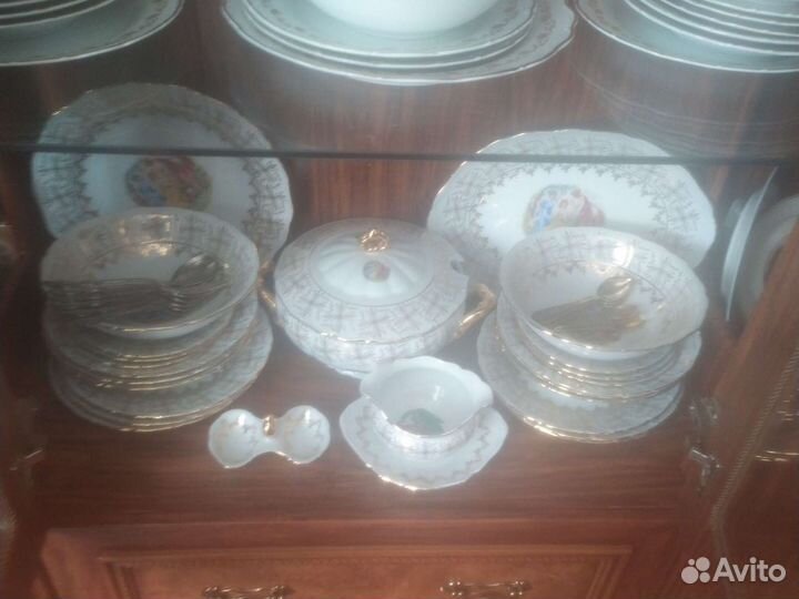 Столовый и чайный сервиз
