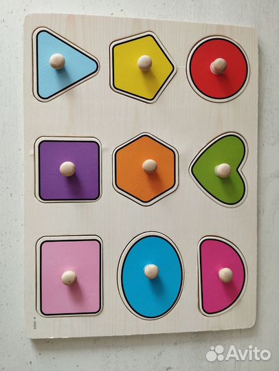 Развивающие игрушки бронь