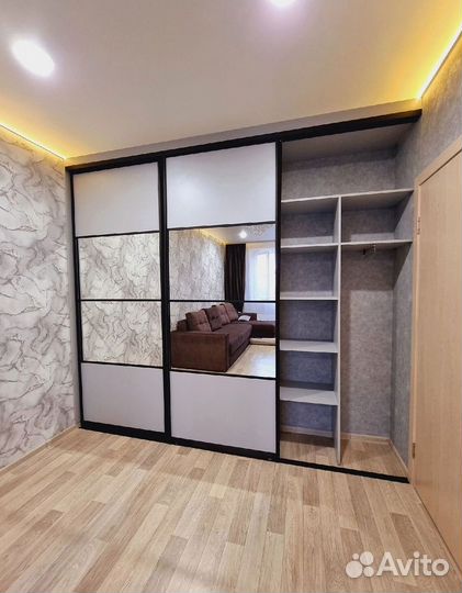 Шкаф встраиваемый