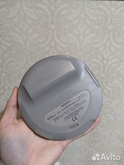 Cd плеер Sony Walkman D-NE700