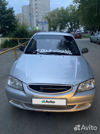 Hyundai Accent, 2004