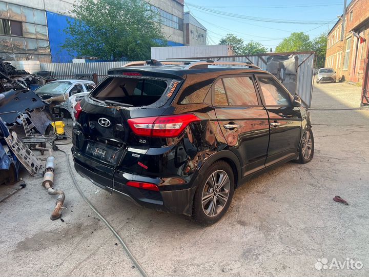 В разборе Хендай Крета двигатель 2.0 G4NA АКПП 4WD