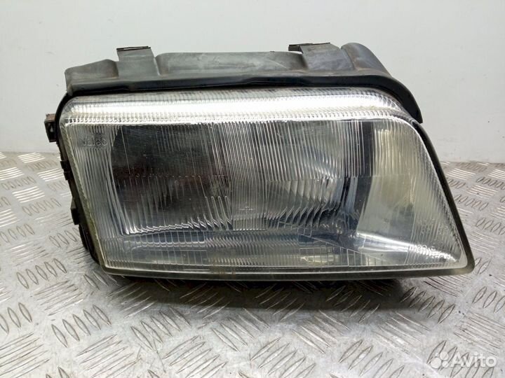 Фара 8D0941004A Audi A4 B5 (1994-2001)