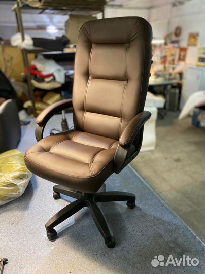 Кресло офисное