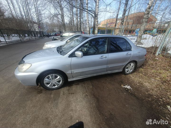 Mitsubishi Lancer 1.6 МТ, 2005, 315 000 км