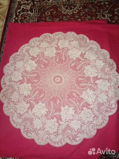 Скатерть круглая.Винтаж. Германия