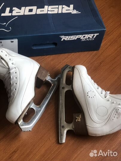 Коньки для фигурного катания