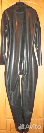 Латексный карнавальный костюм