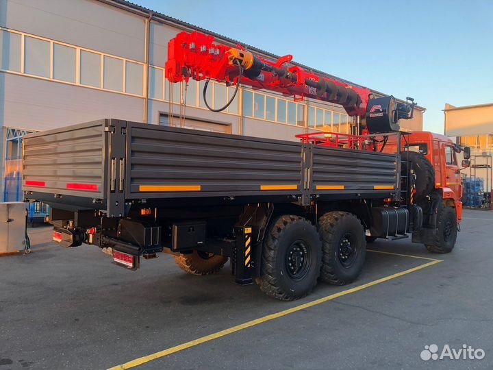 КамАЗ 43118 с КМУ, 2015