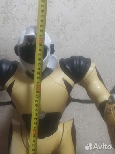 Игрушка робот трансформер