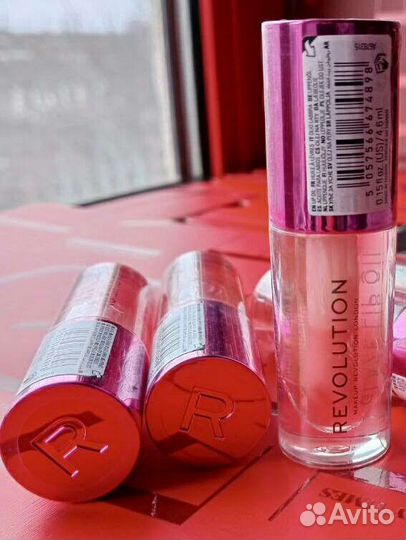 Помада для губ, бровей Revolution, Missha BB новое
