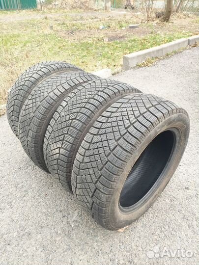 Pirelli Winter Ice Zero 205/55 R16