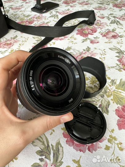 Sony SEL1018 (10-18mm f/4)