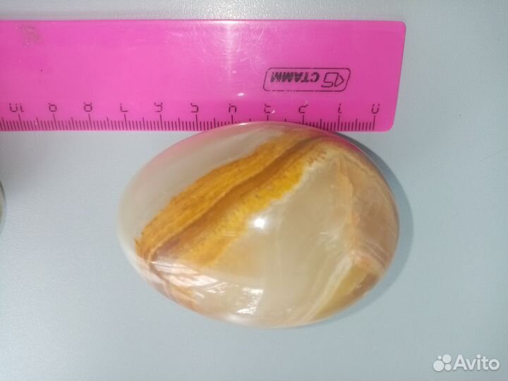 Сувенир яйцо из натурального камня оникс