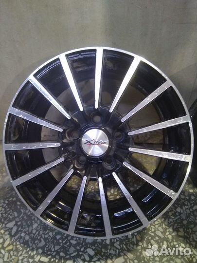 Продам 2 дискa Xtrike r15