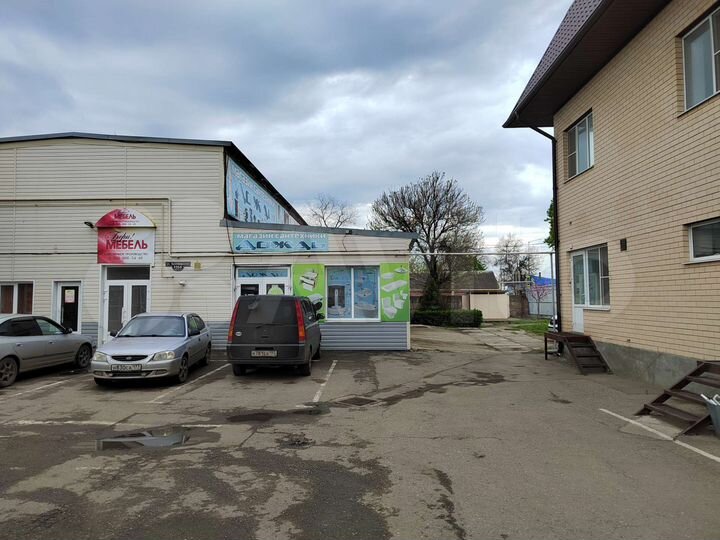 Торговая площадь, 65 м²