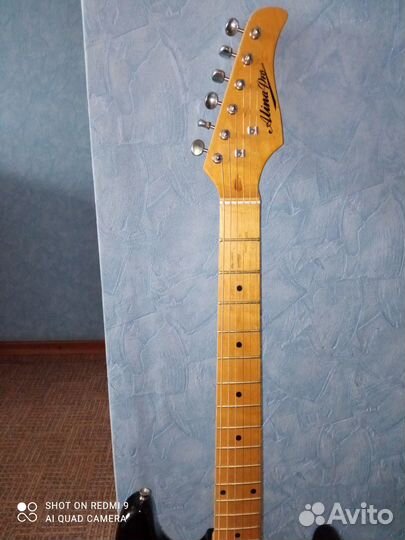 Продам комбик, электрогитару