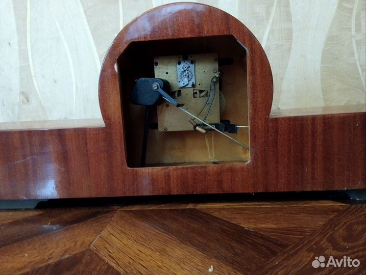 Настольные часы