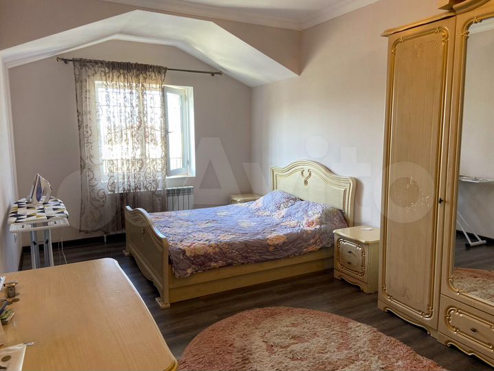 2-к. квартира, 85 м², 6/6 эт.