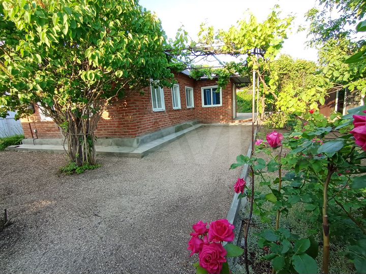 Дом 42 м² на участке 5 сот.