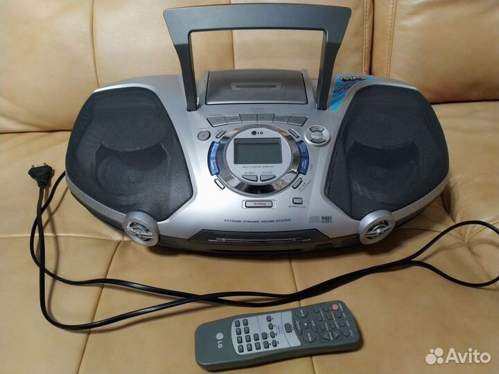 Бумбокс LG LPC-LM735X