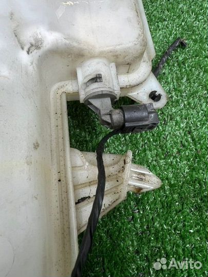 Бачок омывателя лобового стекла Bmw 3 E92 2007