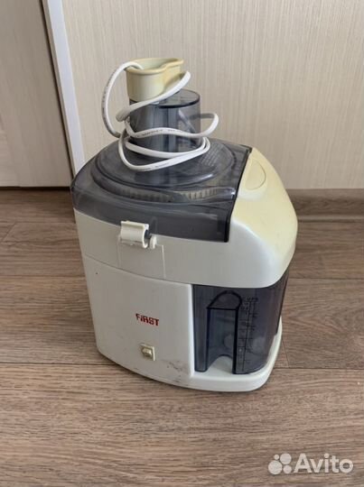 Соковыжималка first