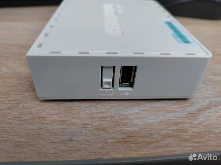 Маршрутизатор Mikrotik hEX RB750Gr3