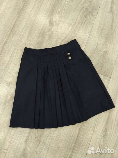 Вещи на девочку 146-152см