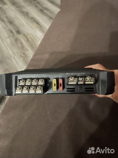 Усилитель автомобильны JBL GX-A604