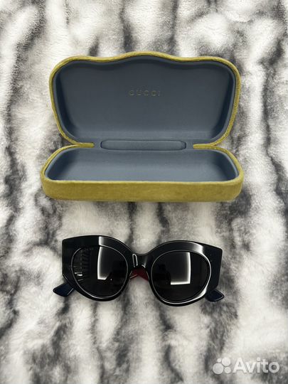 Солнцезащитные очки