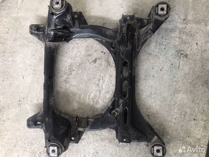 Балка подмоторная Порше Кайен 958(1330)