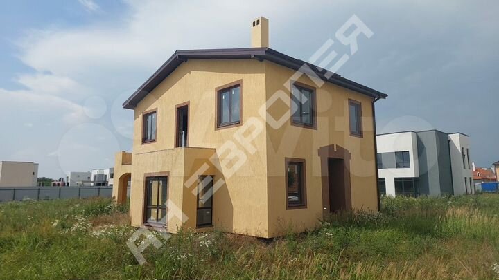 Коттедж 212 м² на участке 12,5 сот.